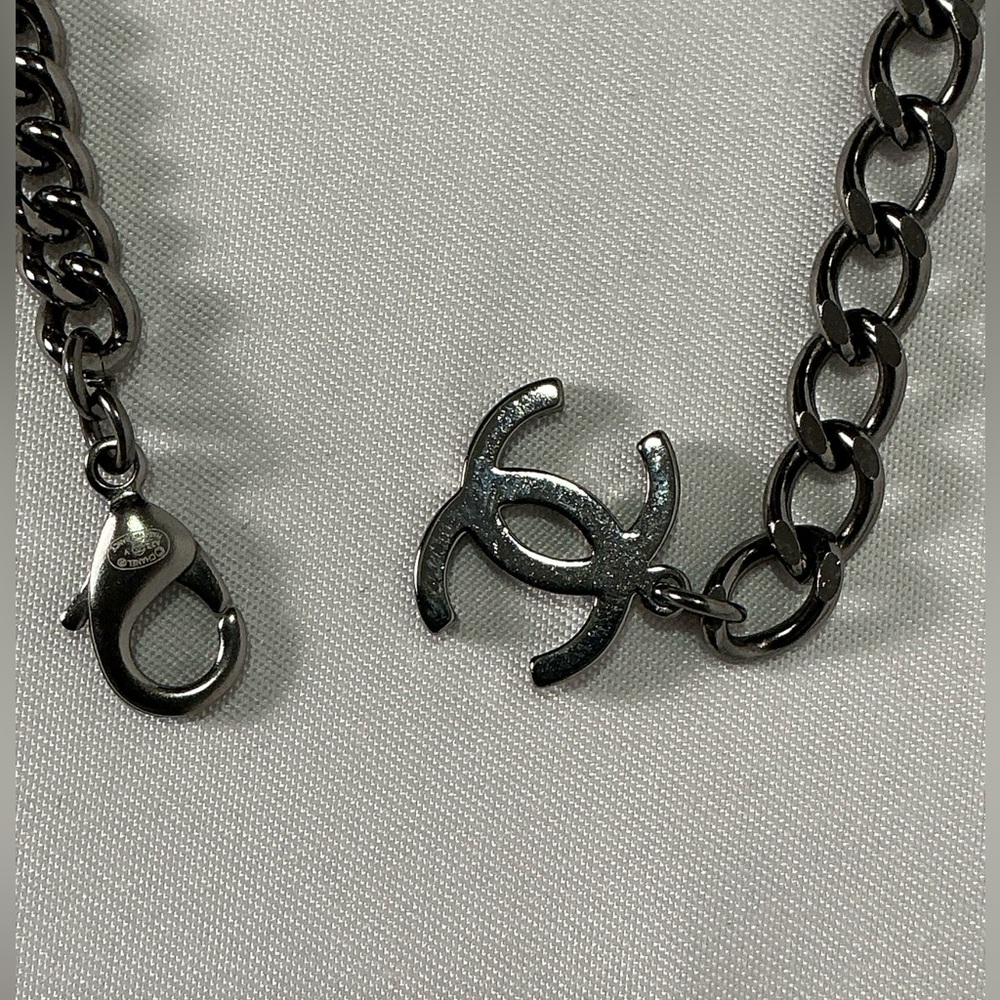 Authentic Ruthenium Chanel CC Lucky Symbols Chocker Necklace Silver Charms - Picture 6 of 10